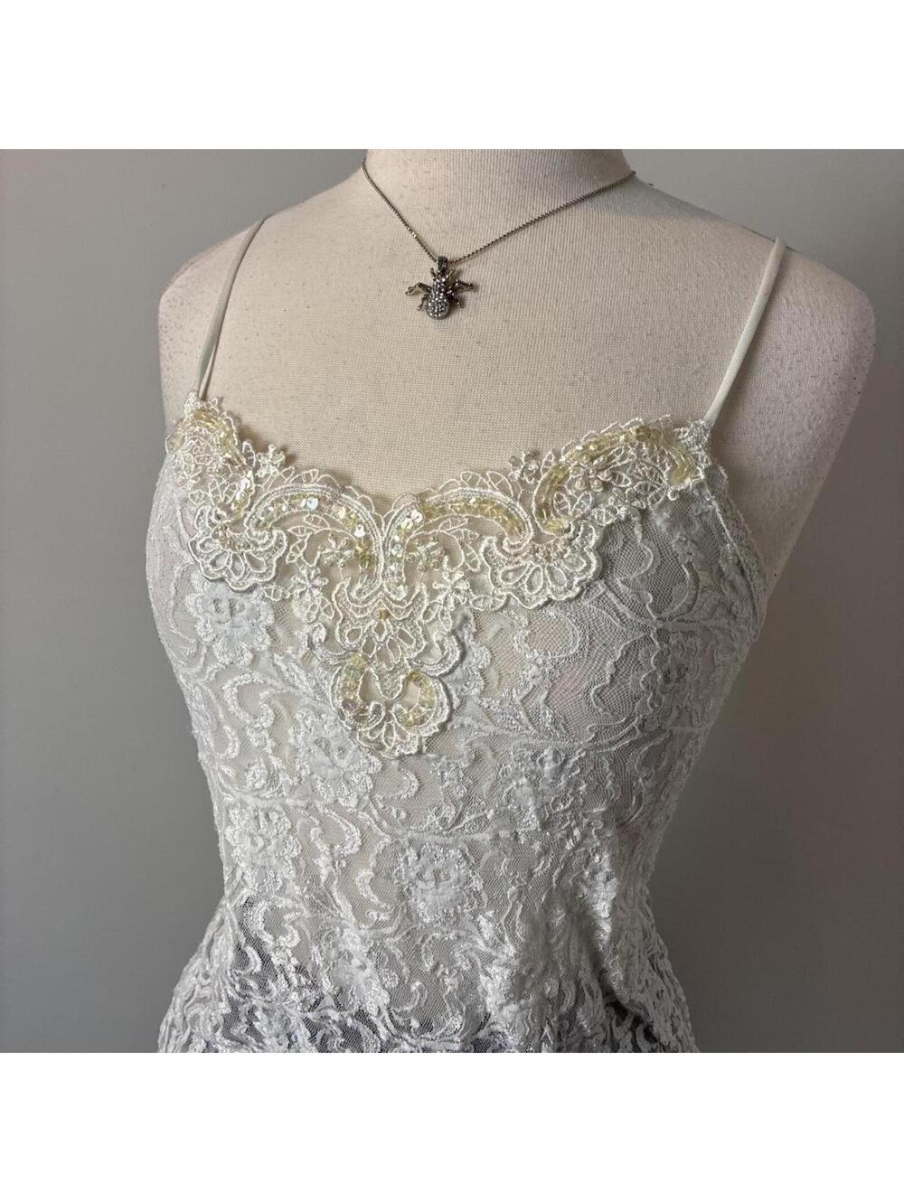 Cinema Etoile sheer lace mini dress with sequins!! sooo pretty size medium